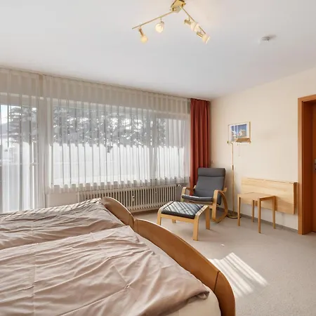 2 Wohnung, Mit Sonnenterasse Apartment *